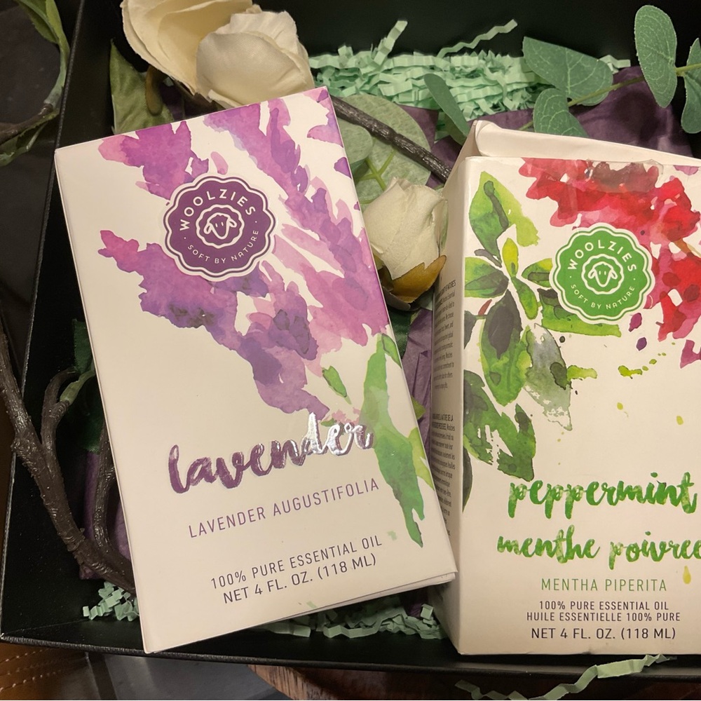 Woolzies lavender and peppermint oil set